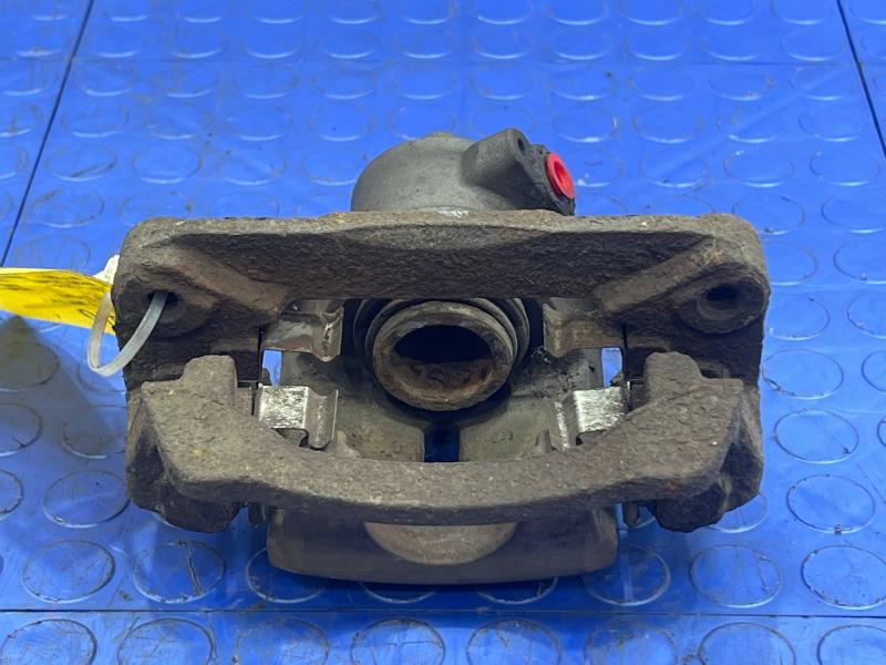 2016 Subaru Forester Caliper