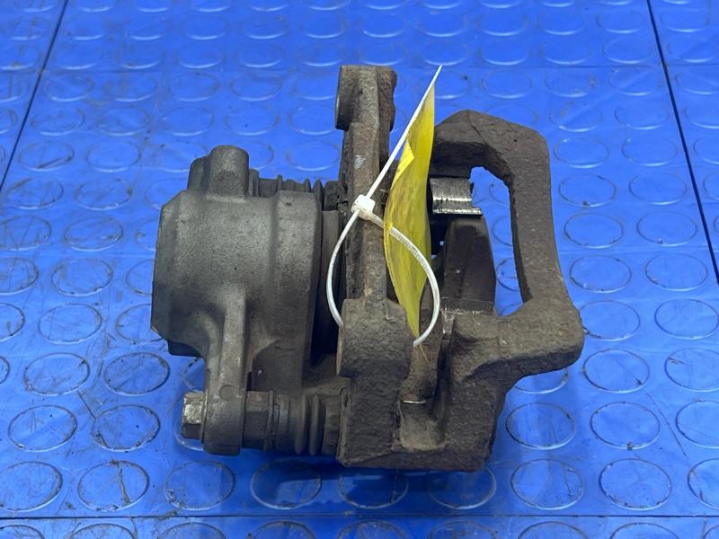 2016 Subaru Forester Caliper