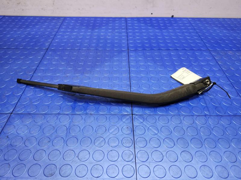 2010 Toyota Prius Wiper Arm