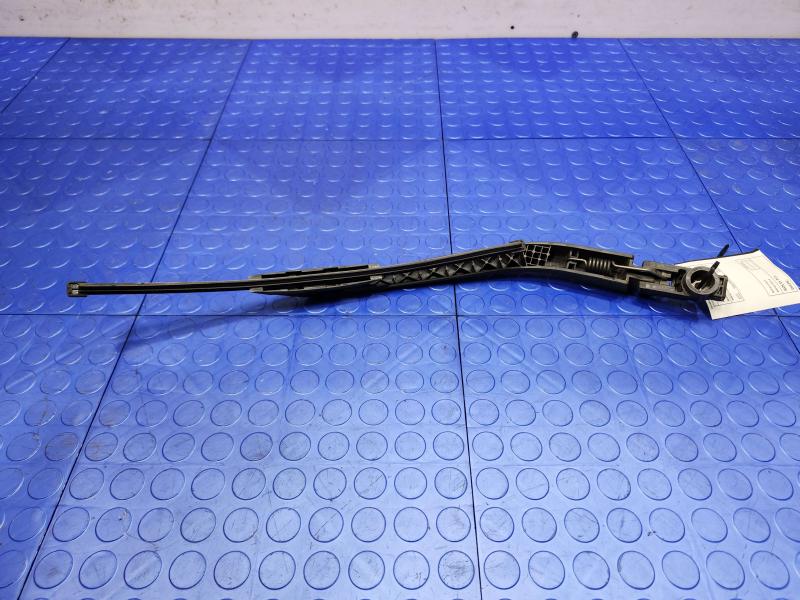 2010 Toyota Prius Wiper Arm