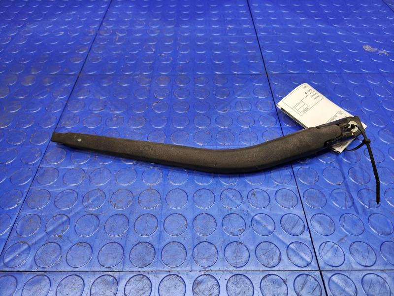 2010 Toyota Prius Wiper Arm