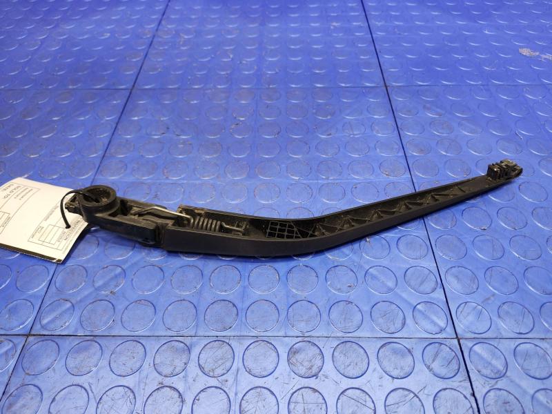 2010 Toyota Prius Wiper Arm