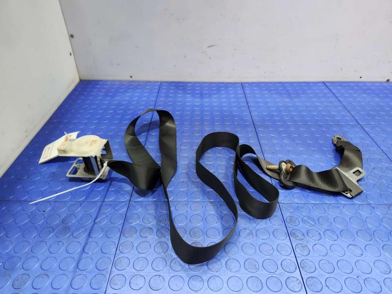 2010 Dodge Challenger Rear Seat Belt