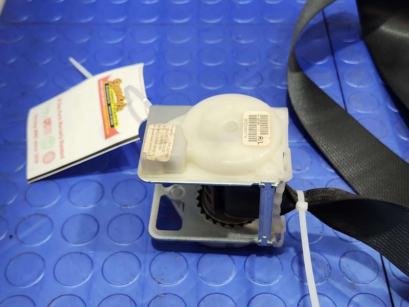 2010 Dodge Challenger Rear Seat Belt