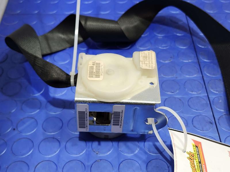 2010 Dodge Challenger Rear Seat Belt