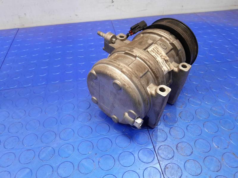 2011 Ford F-250 Super Duty A/C Air Compressor