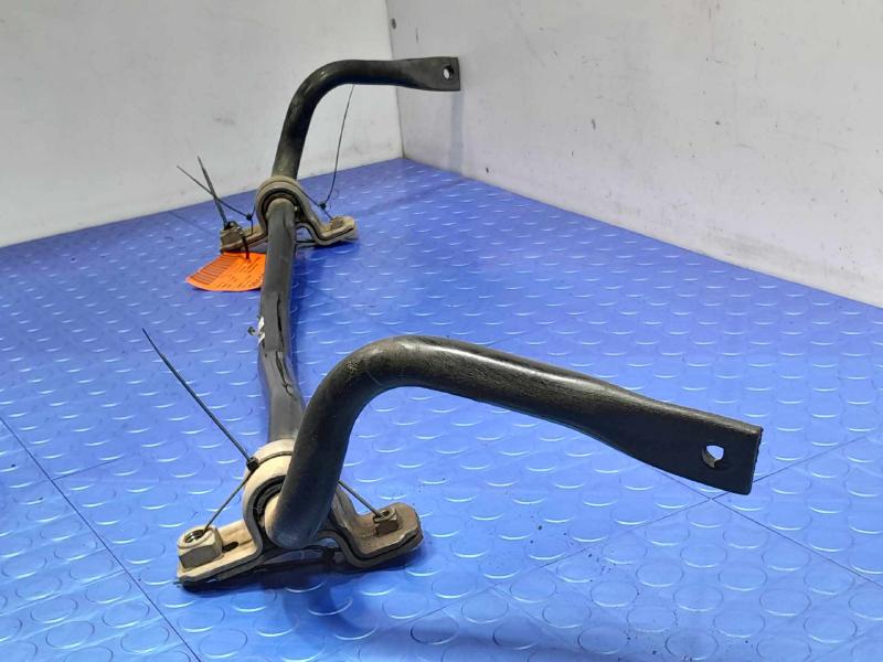 2017-2023 Volvo S90 Front Stabilizer Bar Swaybar Genuine OEM 31406930