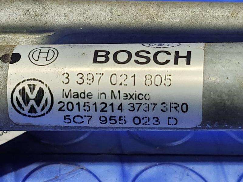 2011-2018 Volkswagen Jetta Sedan Windshield Wiper Linkage Transmission OEM 5C7955601