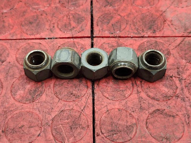 2021 Subaru Impreza Lug Nuts