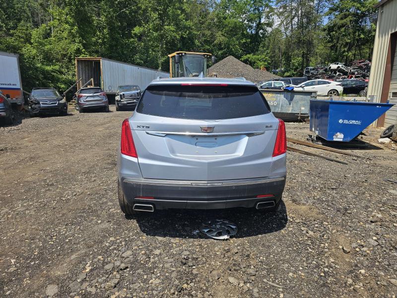 2017 Cadillac XT5 Camera/Projector