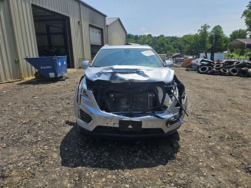 2017 Cadillac XT5 Floor Shifter