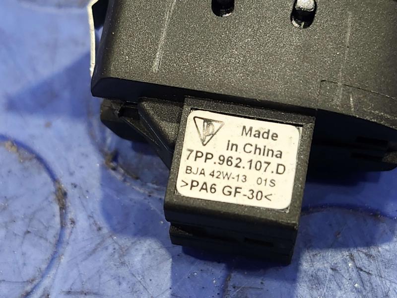 2015 Porsche Panamera Door Switch Front