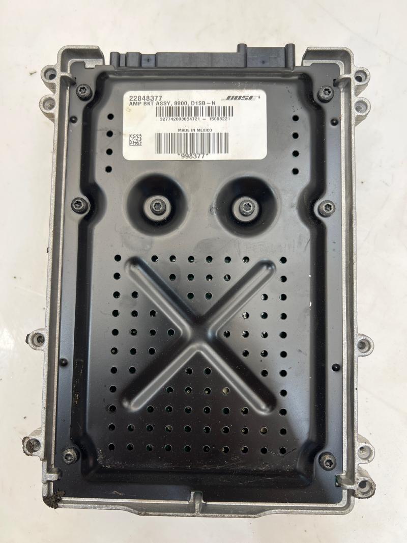 2012 - 2017 Buick Verano Radio Amplifier OEM 22848377