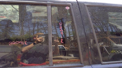 1993 - 1998 Jeep Grand Cherokee Rear Door Vent Glass LH Driver Side Privacy OEM 55255589