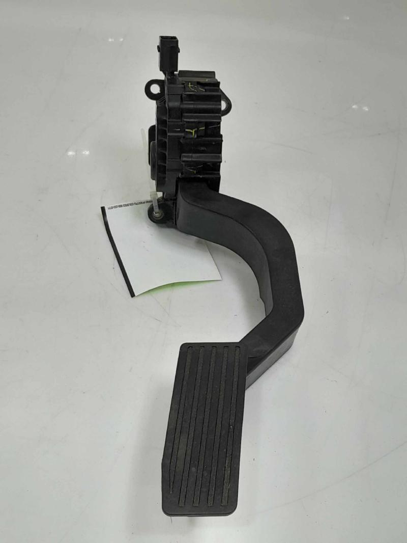 2015 Jeep Cherokee Pedal Assembly