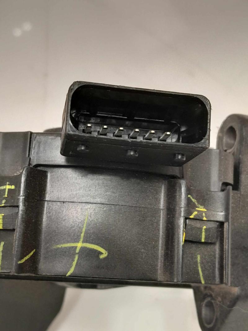 2015 Jeep Cherokee Pedal Assembly