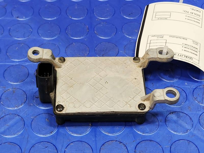2022 Nissan Altima Camera/Projector