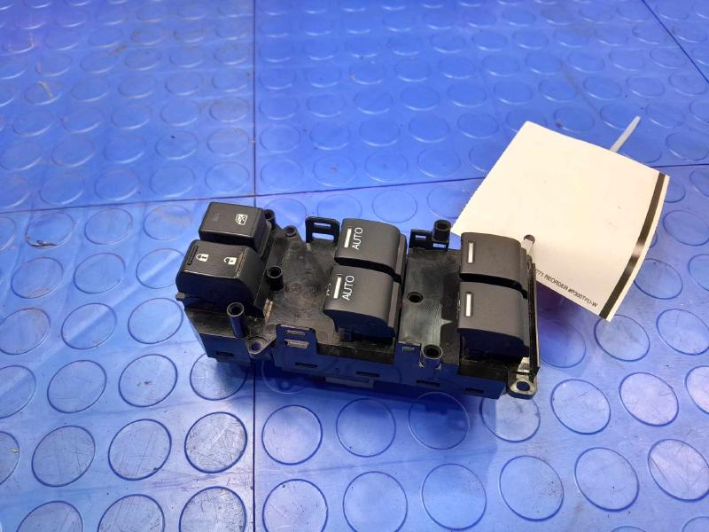 2017 Honda Odyssey Door Switch Front