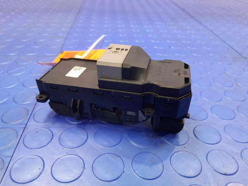 2017 Honda Odyssey Door Switch Front