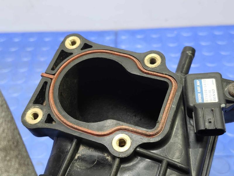 2005 Honda Civic Intake Manifold