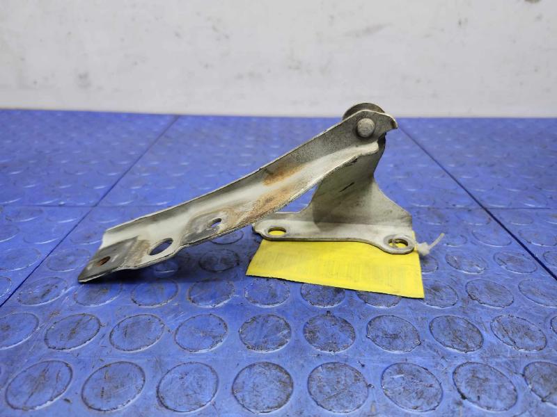 2006 Honda Ridgeline Hood Hinge
