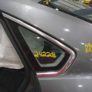 2014 VOLKSWAGEN PASSAT QUARTER GLASS - 314439