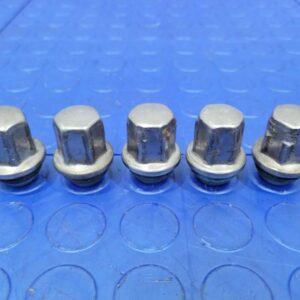 2018 CHEVROLET MALIBU LUG NUTS - 316912