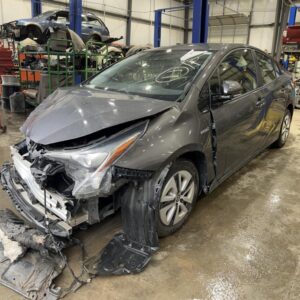 2018 TOYOTA PRIUS DOOR ASSEMBLY FRONT - 300501