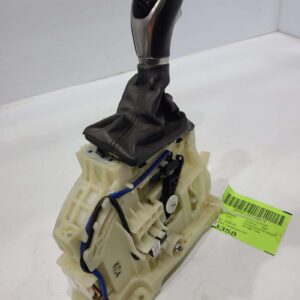 2015 HYUNDAI GENESIS TRANS SHIFT ASSEMBLY - 284409