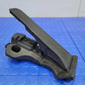 2014 VOLKSWAGEN PASSAT PEDAL BRAKE/CLUTCH - 314433