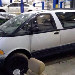 1992 TOYOTA PREVIA DOOR ASSEMBLY FRONT - 281695